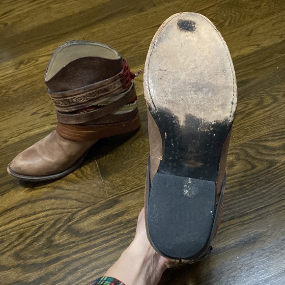 Freebies booty cowboy boots - Picture 9 of 10